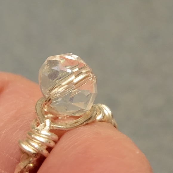 Silver and Clear Crystal Bead Ring - Picture 4 of 9